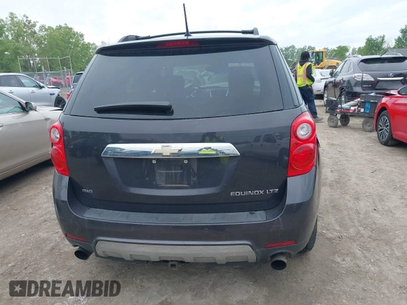 2013 Chevrolet Equinox LTZ z VIN 2GNFLGE32D6217163, wystawiony jako IAAI lot #42370214 z przebiegiem 152 599 mil mil oraz . Historia ofert i sprzedaży dostępna na DreamBid. Obrazek 17.