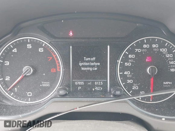 2015 Audi Q5 Premium Plus with VIN WA1LFAFP0FA074585, listed as a IAAI auction lot 41604684 with 67,655 mi miles. Bid and sale history available at carsss.com. Image 15.