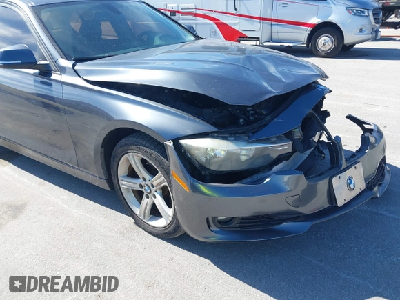 2015 BMW 3 Series 328i xDrive with VIN WBA3B5G54FNS19686, listed as a IAAI auction lot 41431980 with 74,613 mi miles and . Bid and sale history available at DreamBid. Image 18.