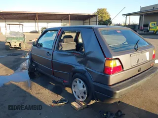 1991 Volkswagen Golf с VIN 3VWDK21G2MM035741, выставлен на аукционе IAAI как лот 41414381 с пробегом Не указан миль и . История ставок и продаж доступна на DreamBid. Изображение 3.