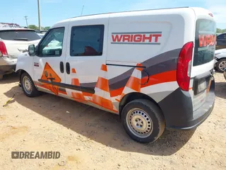 2020 Ram ProMaster City Cargo Tradesman z VIN ZFBHRFAB0L6S47079, wystawiony jako IAAI lot #42057694 z przebiegiem 69 115 mil mil oraz . Historia ofert i sprzedaży dostępna na DreamBid. Obrazek 3.