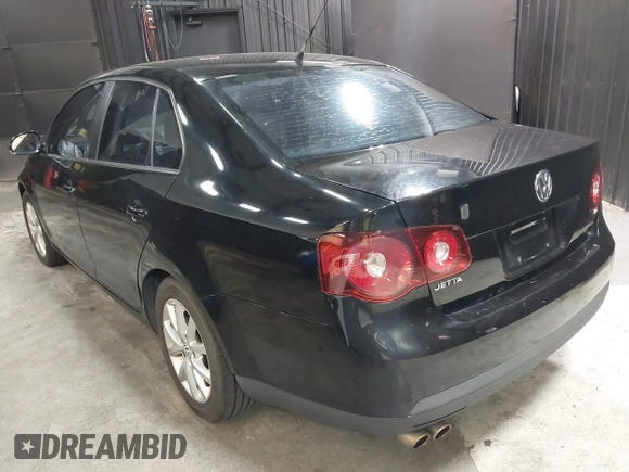2010 Volkswagen Jetta SE z VIN 3VWRZ7AJ3AM157188, wystawiony jako IAAI lot #41816829 z przebiegiem 188 180 mil mil oraz . Historia ofert i sprzedaży dostępna na DreamBid. Obrazek 3.