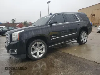 2018 GMC Yukon Denali with VIN 1GKS1CKJ5JR152838, listed as a Copart auction lot 44698935 with 123,807 mi miles and Salvage Title. Bid and sale history available at carsss.com. Image 1.