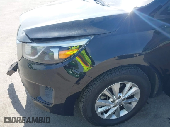 2015 Kia Sedona LX with VIN KNDMB5C17F6069139, listed as a IAAI auction lot 42064125 with 226,244 mi miles and . Bid and sale history available at DreamBid. Image 13.
