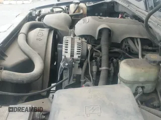 2002 Chevrolet Silverado 1500 LT с VIN 2GCEC19T821399733, выставлен на аукционе IAAI как лот 42216544 с пробегом 206 199 миль миль и . История ставок и продаж доступна на DreamBid. Изображение 13.