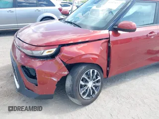 2020 Kia Soul LX with VIN KNDJ23AU7L7119368, listed as a IAAI auction lot 41957877 with 152,584 mi miles. Bid and sale history available at carsss.com. Image 6.