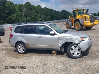 2010 Subaru Forester X Premium с VIN JF2SH6CC3AH751091, выставлен на аукционе IAAI как лот 42537003 с пробегом 155 534 миль миль и . История ставок и продаж доступна на DreamBid. Изображение 13.