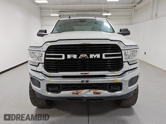 2021 Ram 2500 Big Horn z VIN 3C6UR5DL7MG542214, wystawiony jako Copart lot #52359235 z przebiegiem 119 483 mil mil oraz Tytuł czysty. Historia ofert i sprzedaży dostępna na DreamBid. Obrazek 5.