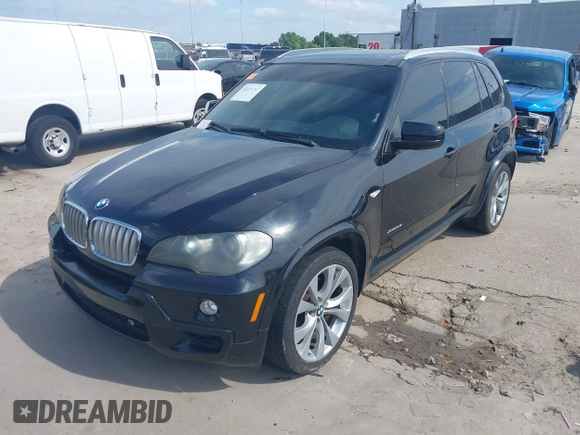 2010 BMW X5 z VIN 5UXFE8C52AL311929, wystawiony jako IAAI lot #42029162 z przebiegiem 182 369 mil mil oraz . Historia ofert i sprzedaży dostępna na DreamBid. Obrazek 19.