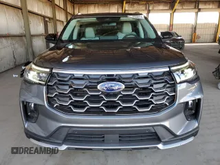 2025 Ford Explorer Platinum with VIN 1FMWK8HC8SGA15336, listed as a Copart auction lot 86760074 with 3,015 mi miles and Salvage title. Bid and sale history available at DreamBid. Image 5.