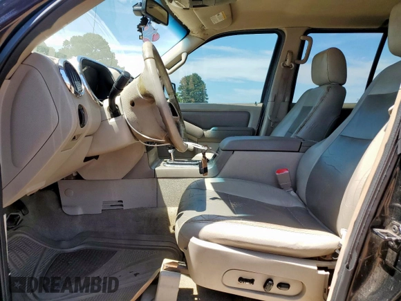 2006 Ford Explorer XLT with VIN 1FMEU63E06UA12893, listed as a Copart auction lot 58026715 with 200,767 mi miles and Clean title. Bid and sale history available at DreamBid. Image 7.