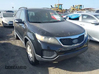 2013 Kia Sorento LX with VIN 5XYKTDA26DG319121, listed as a IAAI auction lot 42536795 with 68,293 mi miles and . Bid and sale history available at DreamBid. Image 1.
