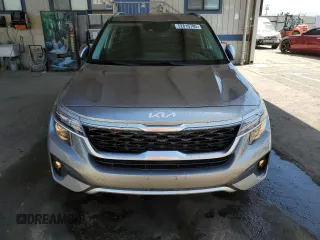 2023 Kia Seltos S z VIN KNDEU2AA8P7385323, wystawiony jako Copart lot #52816795 z przebiegiem 24 351 mil mil oraz Szkoda całkowita • Salvage title. Historia ofert i sprzedaży dostępna na DreamBid. Obrazek 5.