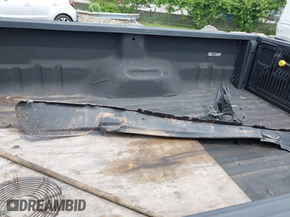 2012 Ford F-250 XL with VIN 1FT7W2B67CEB51810, listed as a IAAI auction lot 42492001 with 197,840 mi miles and . Bid and sale history available at DreamBid. Image 12.