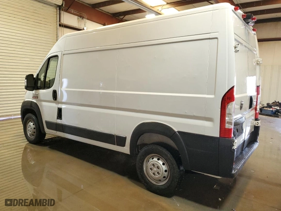 2020 Ram ProMaster Cargo Van with VIN 3C6TRVBG4LE127198, listed as a Copart auction lot 46462585 with 82,276 mi miles and Clean Title. Bid and sale history available at carsss.com. Image 2.