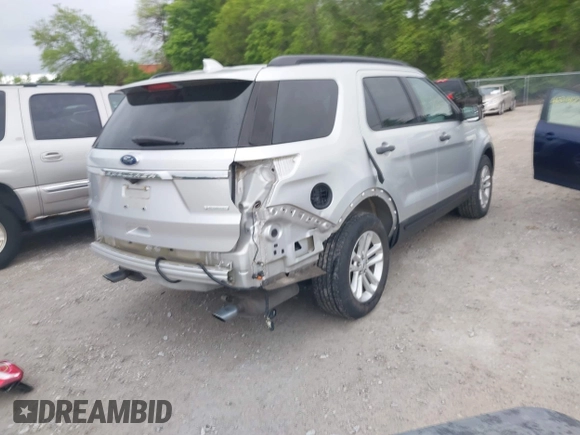 2017 Ford Explorer z VIN 1FM5K7BH2HGC91658, wystawiony jako IAAI lot #42313303 z przebiegiem 40 612 mil mil oraz . Historia ofert i sprzedaży dostępna na DreamBid. Obrazek 4.
