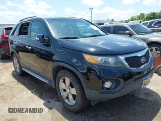 2013 Kia Sorento EX с VIN 5XYKU4A61DG326980, выставлен на аукционе IAAI как лот 42559827 с пробегом 195 688 миль миль и . История ставок и продаж доступна на DreamBid. Изображение 1.