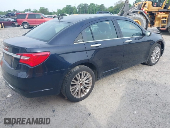 2012 Chrysler 200 Limited with VIN 1C3CCBCB3CN307591, listed as a IAAI auction lot 41970488 with 187,246 mi miles. Bid and sale history available at carsss.com. Image 4.
