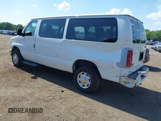 2013 Ford Econoline Passenger XL with VIN 1FBNE3BL6DDA13595, listed as a IAAI auction lot 42570942 with 135,652 mi miles and . Bid and sale history available at DreamBid. Image 3.