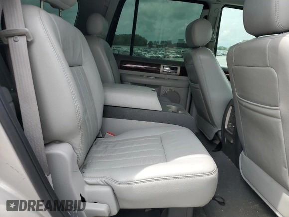 2005 Lincoln Navigator Luxury z VIN 5LMFU27505LJ05986, wystawiony jako Copart lot #54041334 z przebiegiem 169 277 mil mil oraz Szkoda całkowita • Salvage title. Historia ofert i sprzedaży dostępna na DreamBid. Obrazek 11.