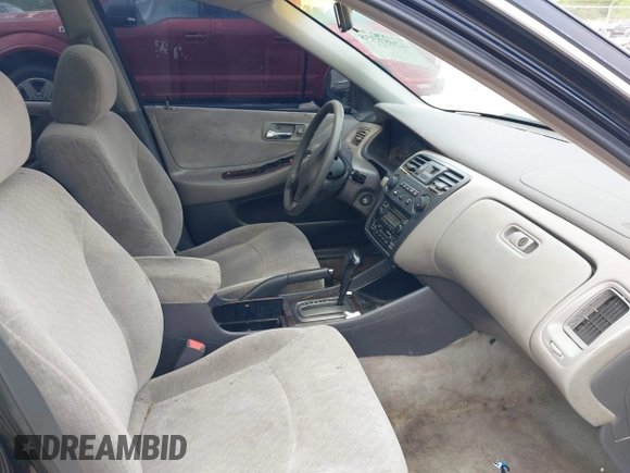 2002 Honda Accord SE z VIN 1HGCG668X2A171099, wystawiony jako IAAI lot #42081358 z przebiegiem 215 915 mil mil oraz . Historia ofert i sprzedaży dostępna na DreamBid. Obrazek 5.