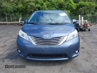 2016 Toyota Sienna XLE z VIN 5TDYK3DC0GS766059, wystawiony jako IAAI lot #42214738 z przebiegiem 143 001 mil mil oraz . Historia ofert i sprzedaży dostępna na DreamBid. Obrazek 12.