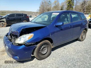 2006 Toyota Matrix STD z VIN 2T1KR32E76C567233, wystawiony jako Copart lot #50726435 z przebiegiem 241 442 mil mil oraz Szkoda całkowita • Salvage title. Historia ofert i sprzedaży dostępna na DreamBid. Obrazek 1.