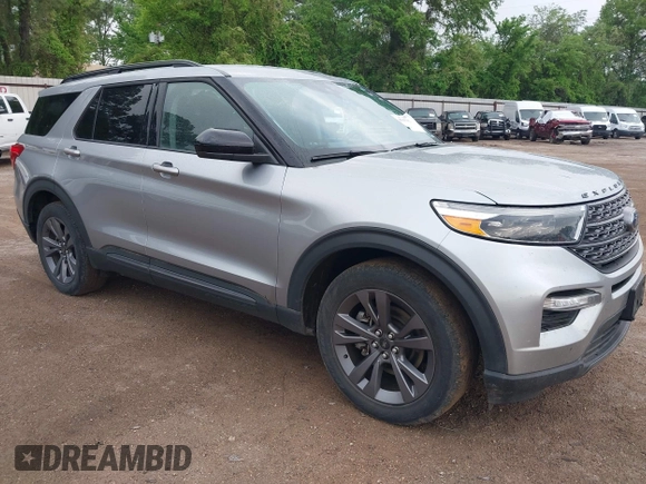 2022 Ford Explorer XLT z VIN 1FMSK7DH2NGB99767, wystawiony jako IAAI lot #41945162 z przebiegiem 59 383 mil mil oraz . Historia ofert i sprzedaży dostępna na DreamBid. Obrazek 1.