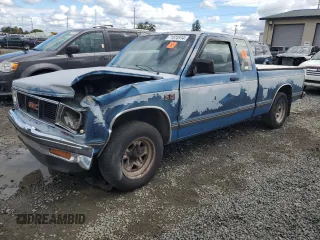 1990 GMC Sonoma with VIN 1GTCS19Z4L8502532, listed as a Copart auction lot 71074514 with 148,195 mi miles and Salvage Title. Bid and sale history available at carsss.com. Image 1.