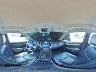 2016 Chrysler 300 C z VIN 2C3CCAEG7GH198120, wystawiony jako Copart lot #59880995 z przebiegiem 150 916 mil mil oraz Szkoda całkowita • Salvage title. Historia ofert i sprzedaży dostępna na DreamBid. Obrazek 14.