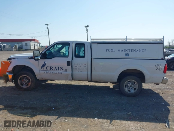 2015 Ford Super Duty F-250 SRW XLT with VIN 1FT7X2B69FEA73967, listed as a IAAI auction lot 41977446 with 270,442 mi miles. Bid and sale history available at carsss.com. Image 14.