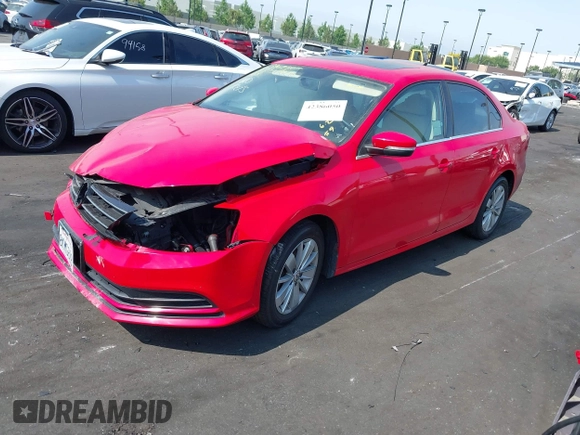 2015 Volkswagen Jetta SE with VIN 3VWD17AJ7FM303892, listed as a IAAI auction lot 42386050 with 50,998 mi miles and . Bid and sale history available at DreamBid. Image 2.