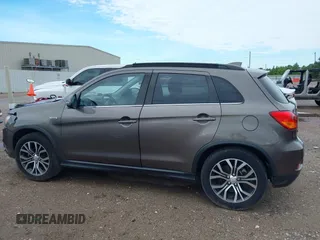 2018 Mitsubishi Outlander SEL z VIN JA4AP4AW4JU018385, wystawiony jako IAAI lot #42460235 z przebiegiem 83 910 mil mil oraz . Historia ofert i sprzedaży dostępna na DreamBid. Obrazek 14.