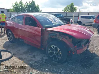 2022 Ford Mustang Mach-E Premium z VIN 3FMTK3SU1NMA23800, wystawiony jako IAAI lot #42550212 z przebiegiem 142 213 mil mil oraz . Historia ofert i sprzedaży dostępna na DreamBid. Obrazek 1.