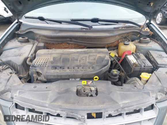 2005 Chrysler Pacifica Touring with VIN 2C8GF68415R339515, listed as a IAAI auction lot 41353696 with Not Provided miles and . Bid and sale history available at DreamBid. Image 10.