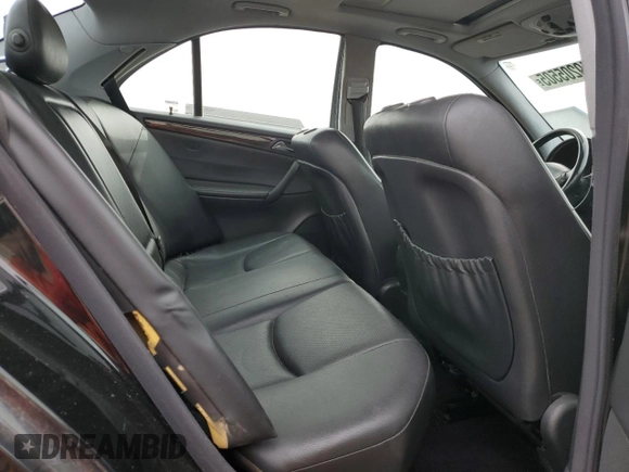 2004 Mercedes-Benz C 240 with VIN WDBRF81J54F458372, listed as a Copart auction lot 49205505 with 200,240 mi miles and Non repairable. Bid and sale history available at DreamBid. Image 10.