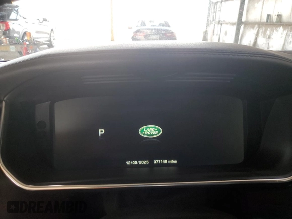 2015 Land Rover Range Rover Supercharged z VIN SALGS2TF5FA214787, wystawiony jako Copart lot #55433235 z przebiegiem 77 148 mil mil oraz Szkoda całkowita • Salvage title. Historia ofert i sprzedaży dostępna na DreamBid. Obrazek 9.
