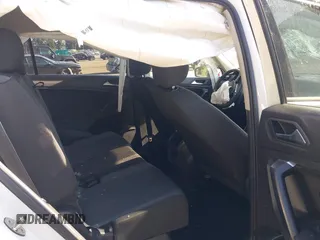 2021 Volkswagen Tiguan S с VIN 3VV1B7AX5MM066602, выставлен на аукционе IAAI как лот 42396301 с пробегом 75 654 миль миль и . История ставок и продаж доступна на DreamBid. Изображение 8.