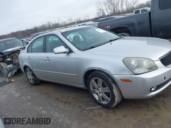 2007 Kia Optima EX with VIN KNAGE124875157565, listed as a IAAI auction lot 41553065 with 189,258 mi miles. Bid and sale history available at carsss.com. Image 13.