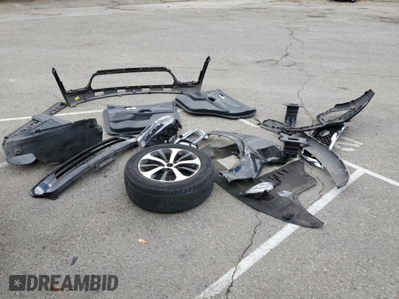 2018 Kia Sorento EX with VIN 5XYPH4A55JG339177, listed as a Copart auction lot 48930175 with 66,696 mi miles and Salvage Title. Bid and sale history available at DreamBid. Image 13.