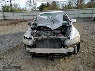 2009 Honda Civic Cpe LX with VIN 2HGFG11699H535501, listed as a Copart auction lot 82890164 with 140,211 mi miles and Salvage Title. Bid and sale history available at carsss.com. Image 10.