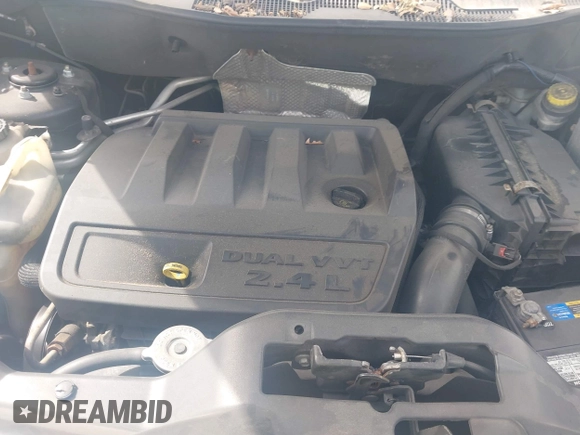 2008 Jeep Patriot Sport with VIN 1J8FF28W08D749553, listed as a IAAI auction lot 40490151 with Not Provided miles. Bid and sale history available at carsss.com. Image 10.