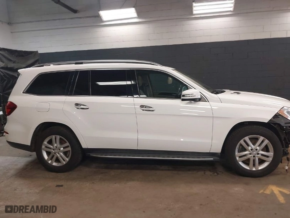 2014 Mercedes-Benz GL-Class GL 450 with VIN 4JGDF7CE3EA280641, listed as a IAAI auction lot 41918317 with 154,236 mi miles. Bid and sale history available at carsss.com. Image 14.