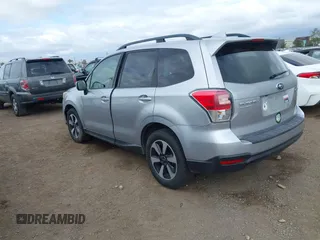 2017 Subaru Forester Premium with VIN JF2SJAEC1HH417897, listed as a IAAI auction lot 42072833 with 214,880 mi miles. Bid and sale history available at carsss.com. Image 3.