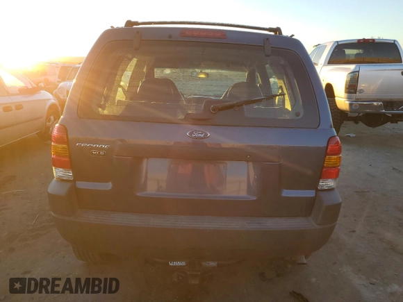 2001 Ford Escape XLS with VIN 1FMYU02141KE82552, listed as a Copart auction lot 78505184 with 223,429 mi miles and Salvage Title. Bid and sale history available at carsss.com. Image 6.