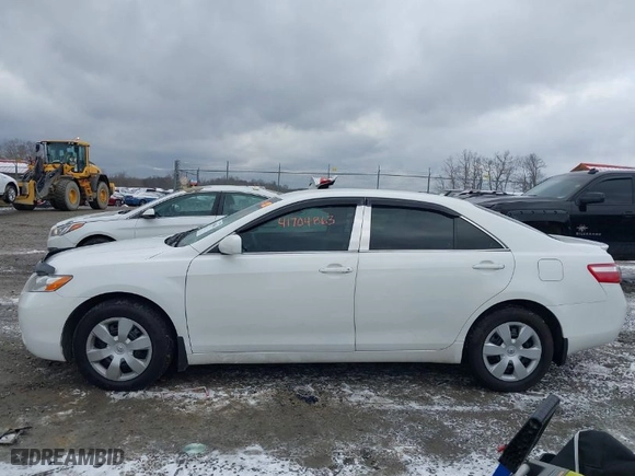 2007 Toyota Camry CE with VIN 4T1BE46K47U706106, listed as a IAAI auction lot 41704863 with 64,156 mi miles. Bid and sale history available at carsss.com. Image 14.
