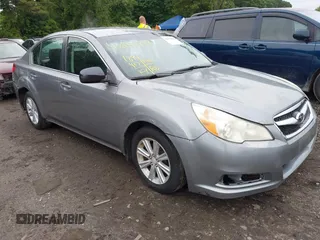 2010 Subaru Legacy Premium All-Weather Anniversary z VIN 4S3BMBC67A3214332, wystawiony jako IAAI lot #42456899 z przebiegiem 189 417 mil mil oraz . Historia ofert i sprzedaży dostępna na DreamBid. Obrazek 1.
