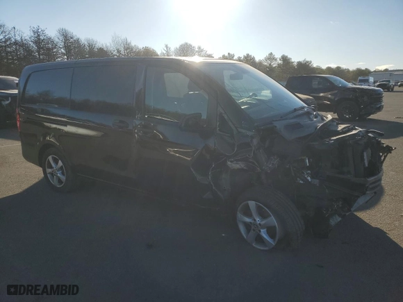 2019 Mercedes-Benz Metris Cargo Van with VIN WD3PG2EA0K3607115, listed as a Copart auction lot 42304145 with 130,615 mi miles and Salvage Title. Bid and sale history available at carsss.com. Image 4.