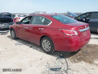 2015 Nissan Altima 2.5 S with VIN 1N4AL3AP4FC261928, listed as a IAAI auction lot 41775449 with 172,925 mi miles. Bid and sale history available at carsss.com. Image 3.