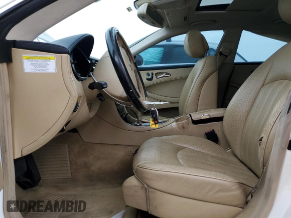 2006 Mercedes-Benz CLS-Class with VIN WDDDJ75X76A060959, listed as a Copart auction lot 75357804 with 258,051 mi miles and Salvage Title. Bid and sale history available at carsss.com. Image 7.